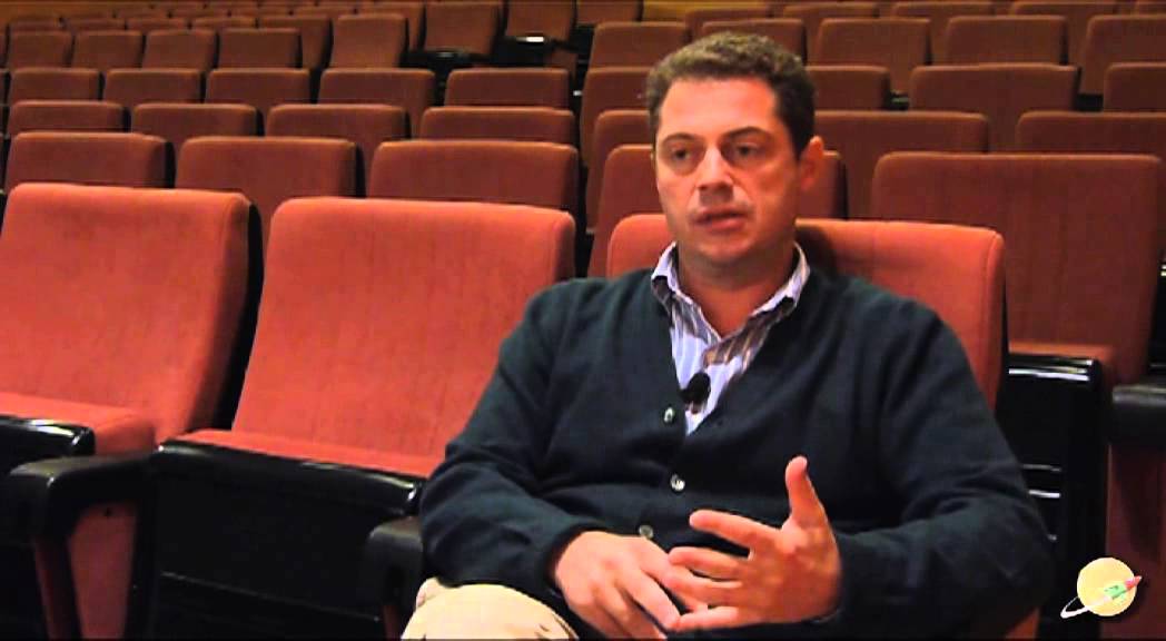 Entrevista a Gonzalo Salazar-Simpson, director de la ECAM