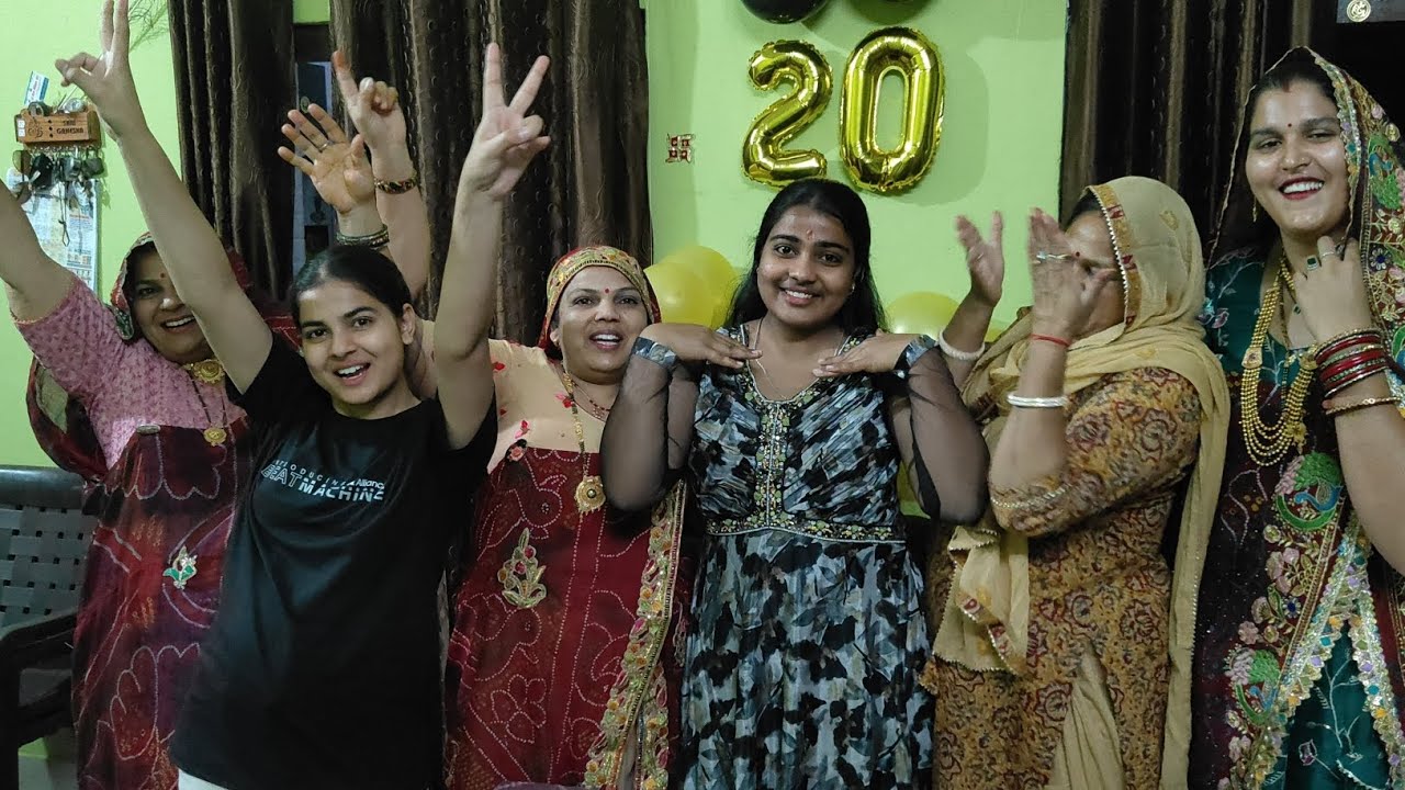 Mahima ka birthday 🎂🎆 #viral #trending #birthdaycelebration 💐💐🎂#dailyvlog 