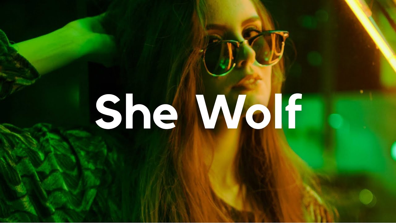 Shakira - She Wolf (Sped up)