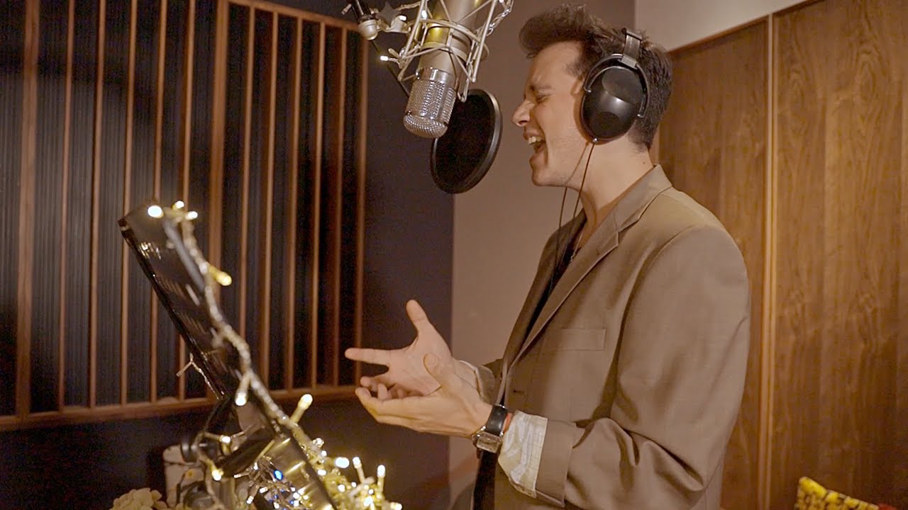 Axel Muñiz , Big Band Jazz de México - ALL I WANT FOR CHRISTMAS IS YOU  (Video Oficial)