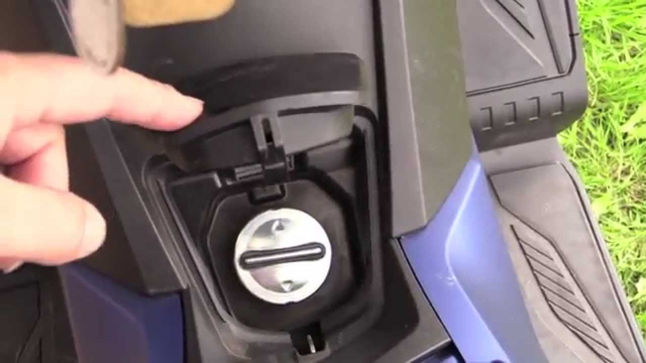 Forza 125 Fuel Flap
