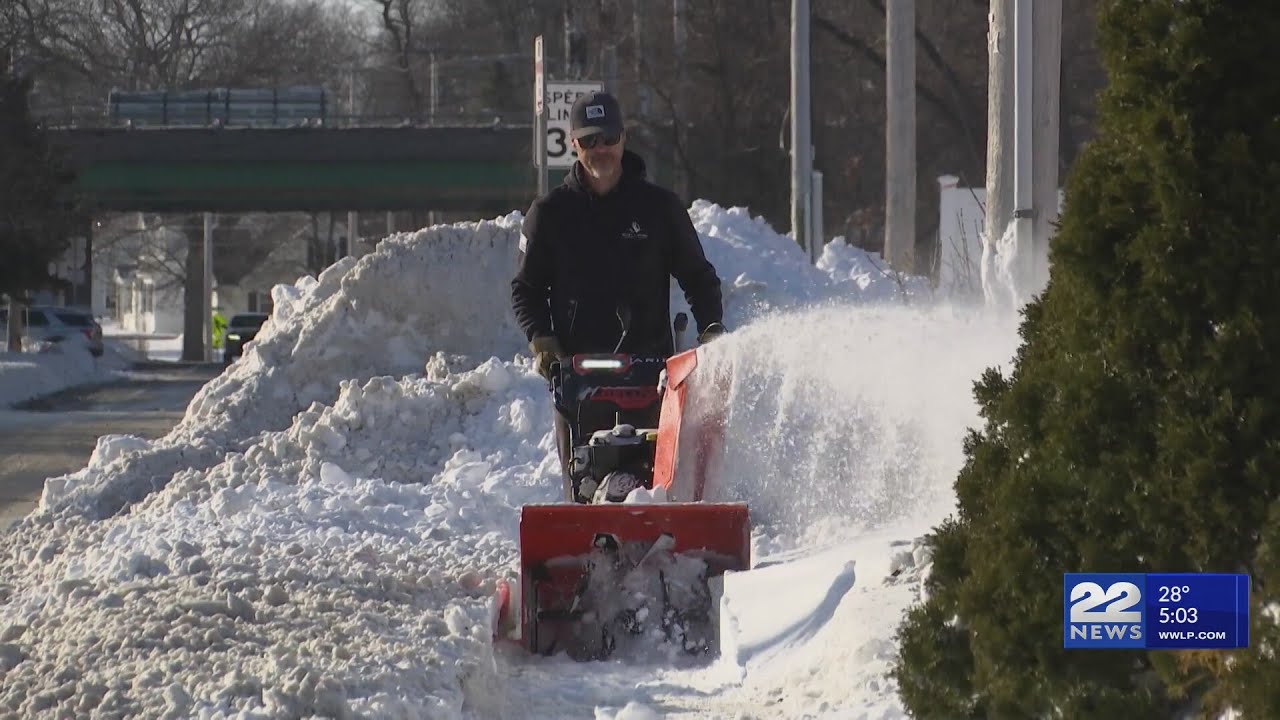 Travel bans lifted as blizzard conditions improve in Massachusetts