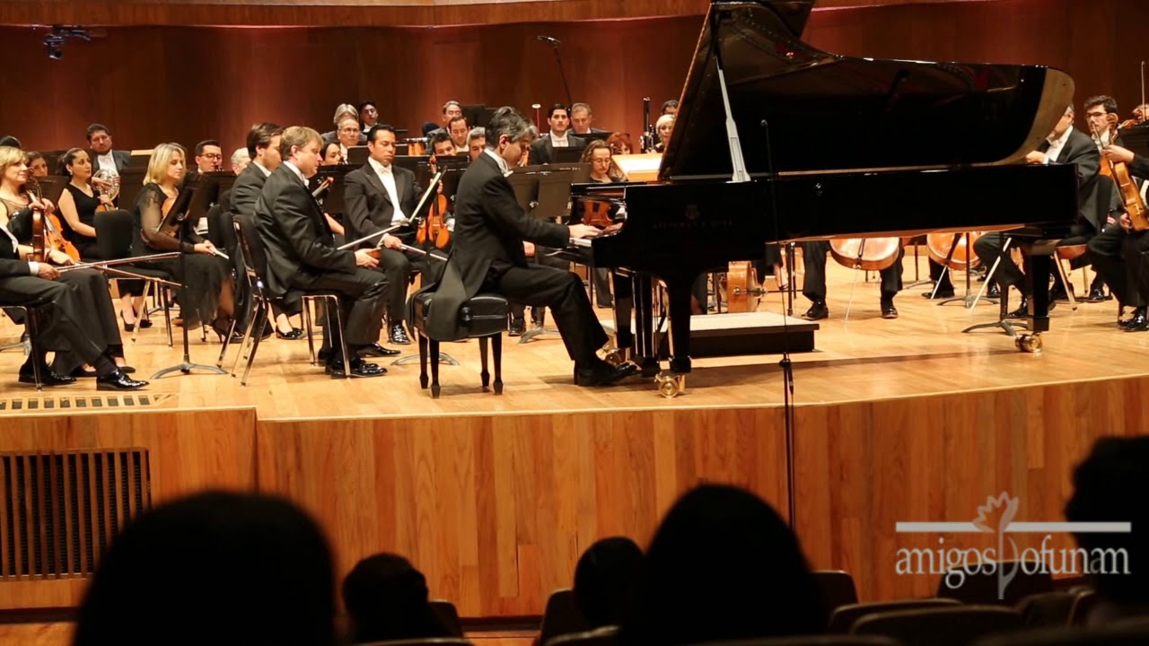 OFUNAM. Vals, Opus 64 No. 2. Chopin. Pietro De Maria