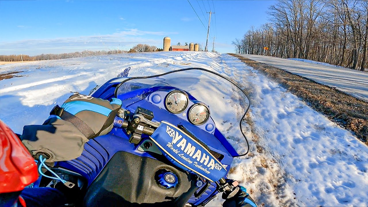 2000 Yamaha SXR 700 Triple