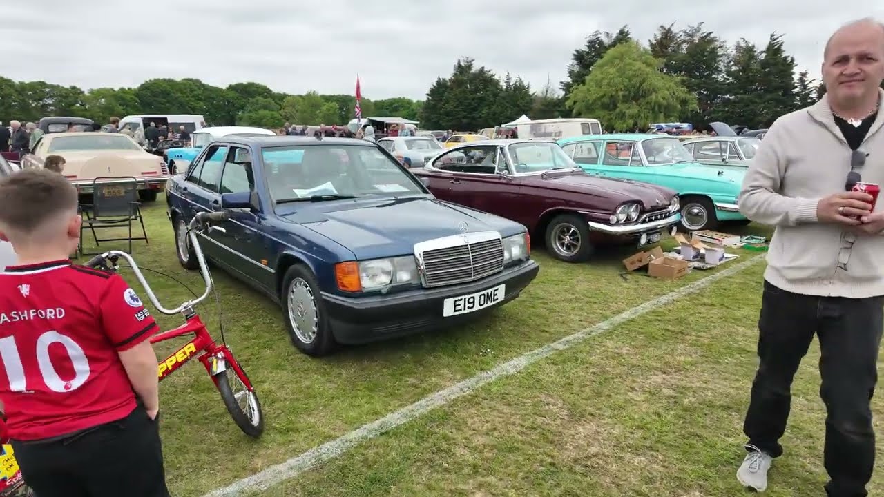 Walking at Clacton on Sea Essex Classic car show event 18 may 2025 video Part 1