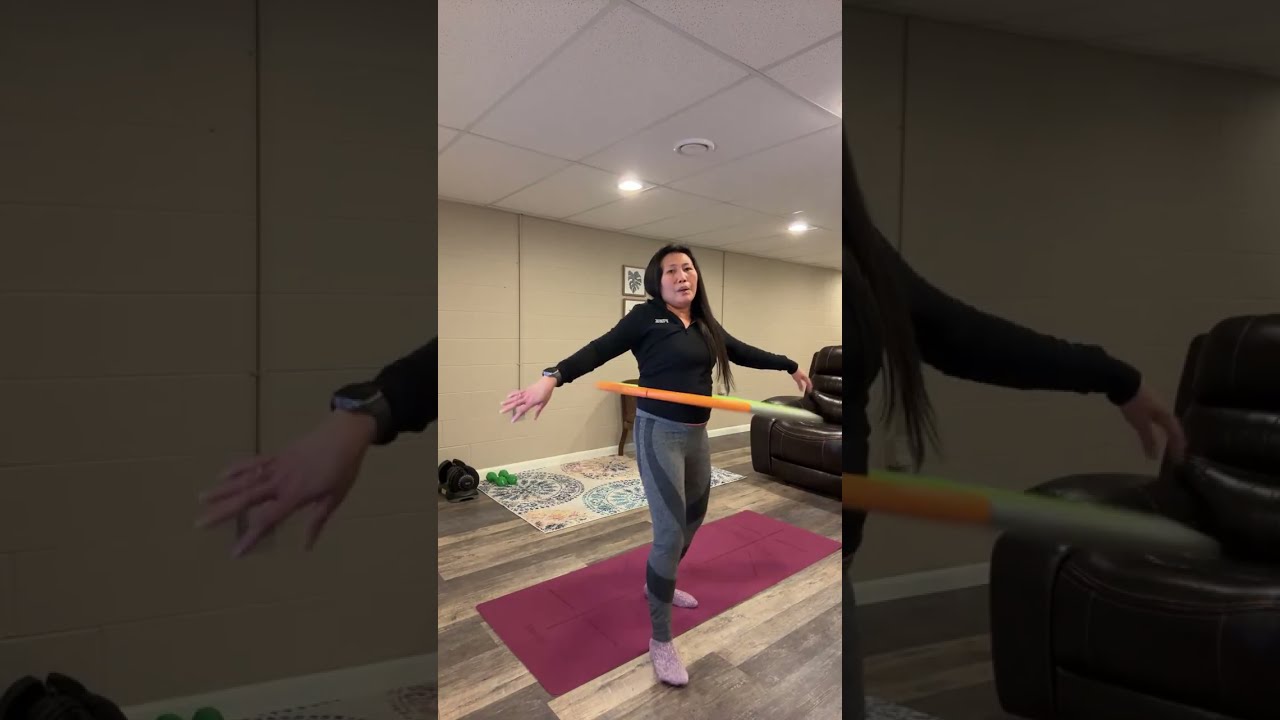 Tess Bisdak In Ohio is live! Hula hooping | exercise