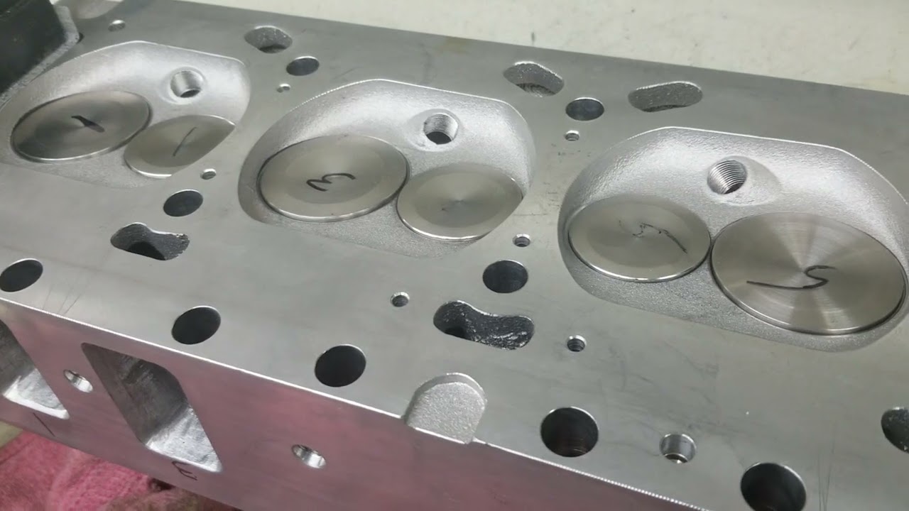 Edelbrock Oldsmobile Performer Cylinder Heads. The power they can make.