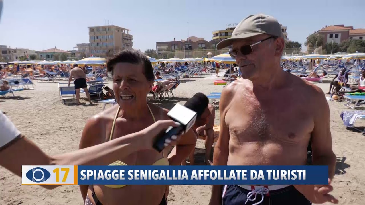 Spiagge Senigallia affollate da turisti
