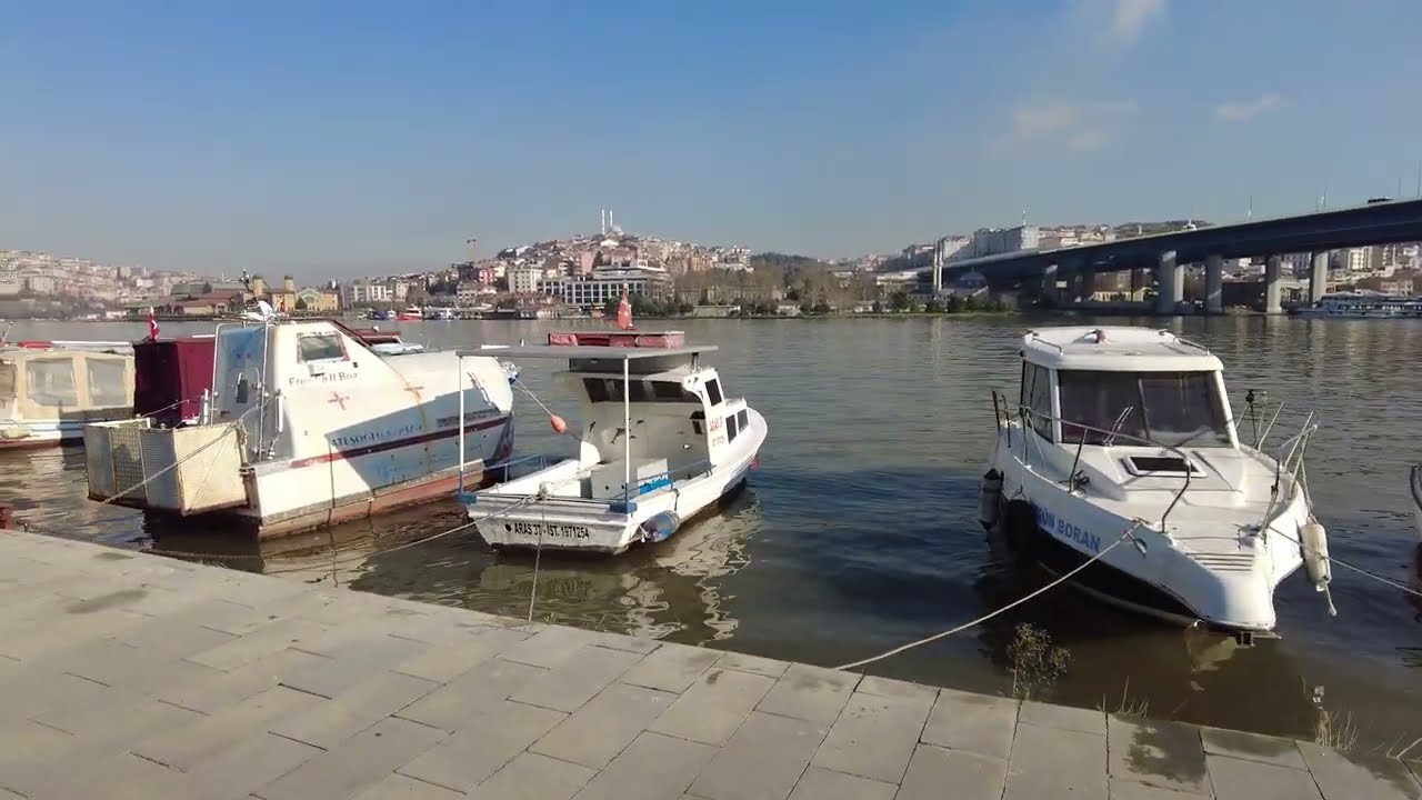 Istanbul Walking Tour - Feshane Coast (Ey&uuml;psultan) - ArtIstanbul & Golden Horn 4K