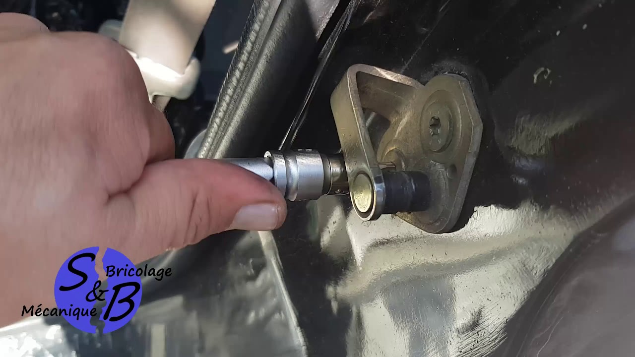 Porte qui rebondie, reglage fermeture de porte.