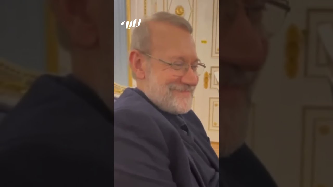 لاريجاني يصلي قبل لقائه بوتين في الكرملين