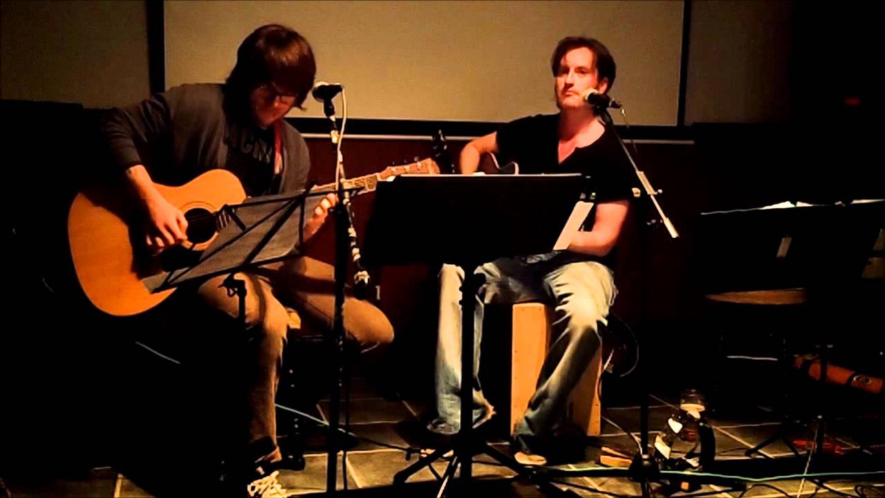 04 - Fireman Bold (Theme to Trumpton) - Leon & Sam Live at The Dev
