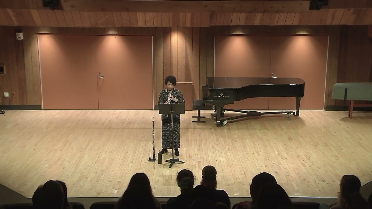 “Asylum” for oboe, English horn, and electronics by Diana Syrse