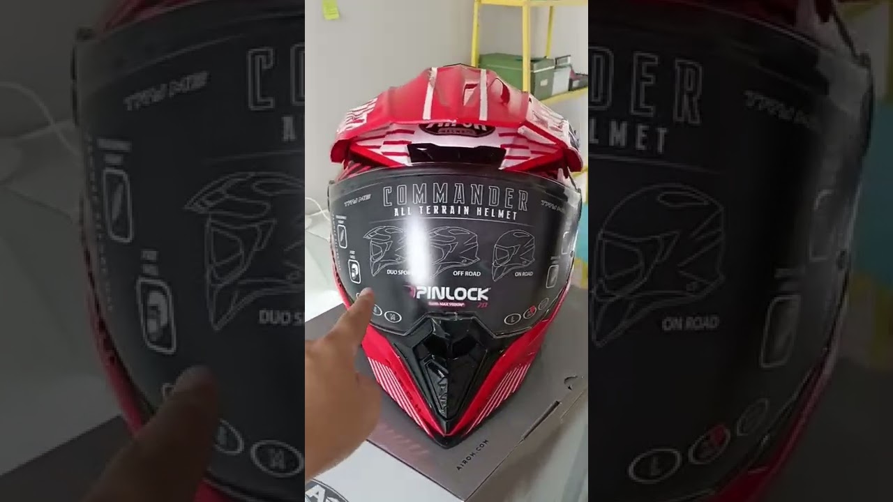 unboxing helm Airoh Commander Boost Red Gloss. helm andalan untuk turing gais..