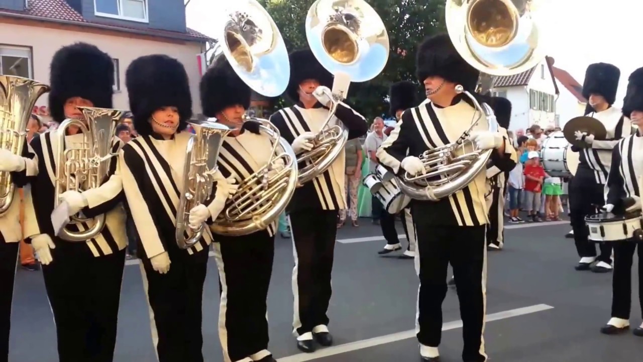 Fanfarencorps Königstein beim Laternenfest in Büdesheim 2014