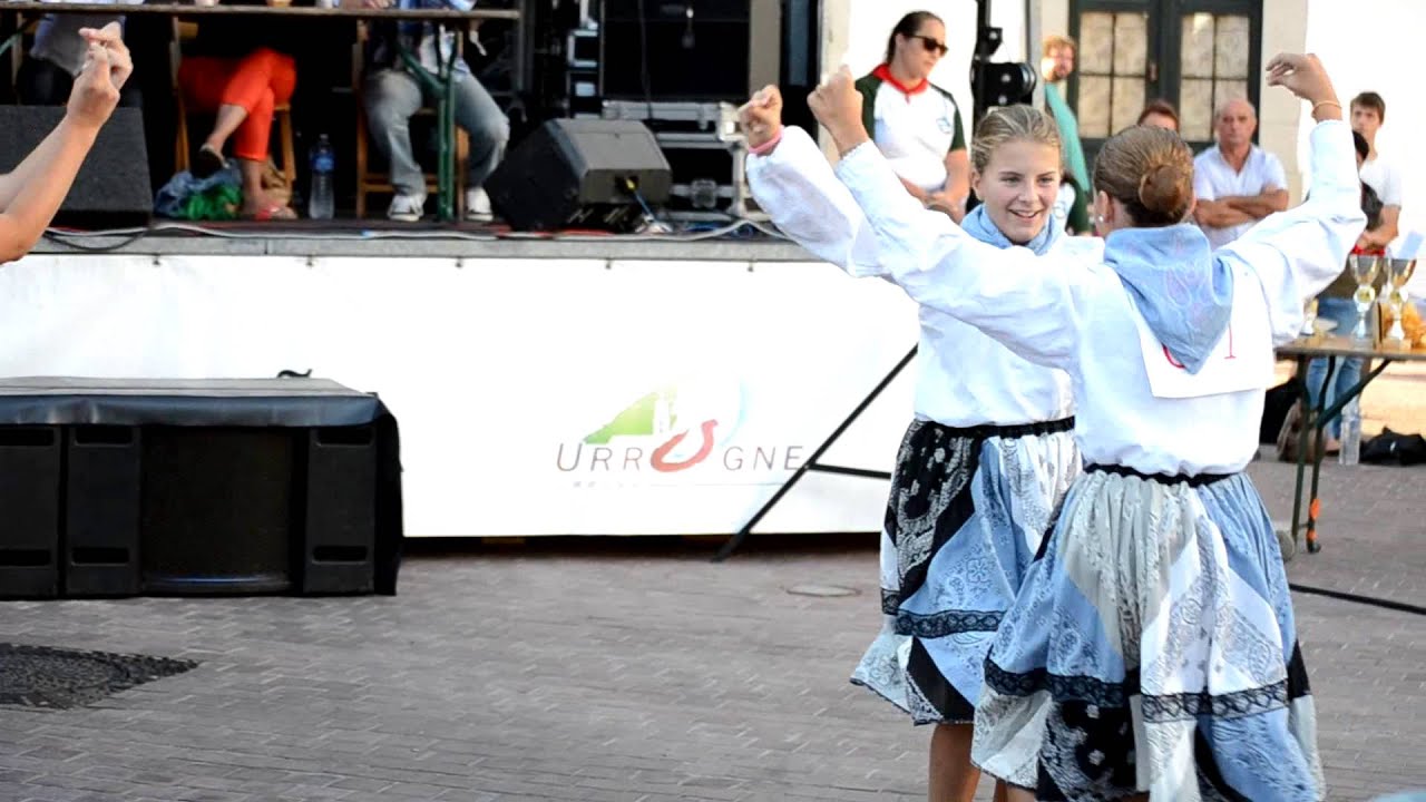 Concours de danses basques