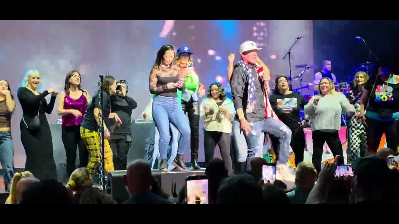 Vanilla Ice (Rob Van Winkle) "Ice Ice Baby" Live Concert Horseshoe Casino Hammond Indiana 1/23/2026