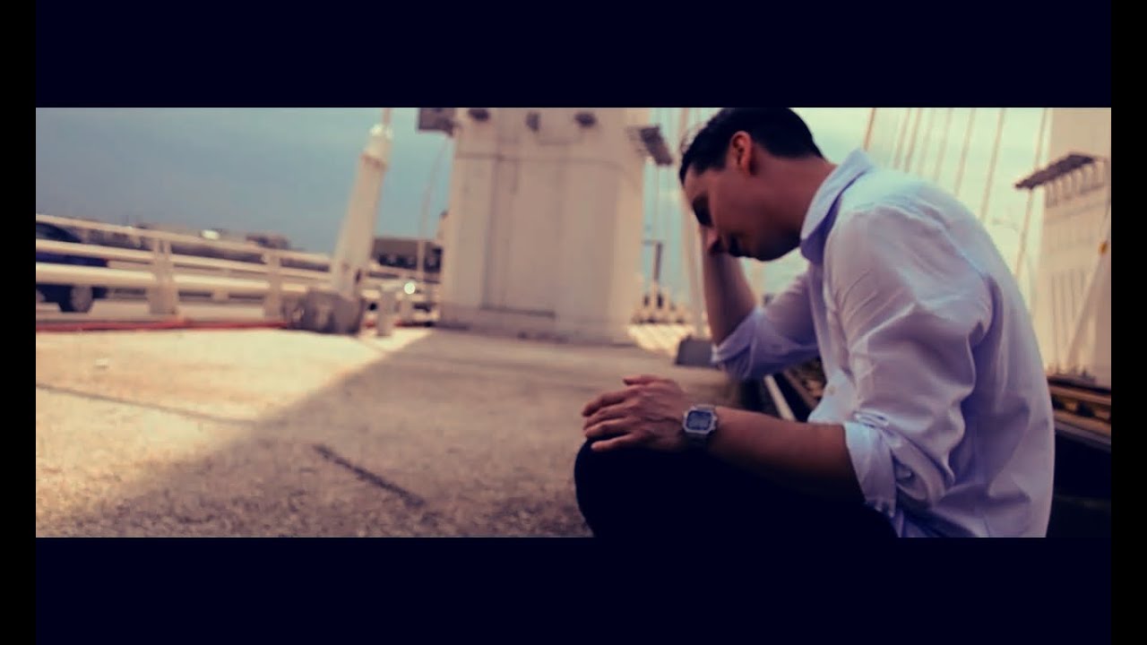 Releveu - Naufragiu (Chitară Mihai Moşoi) Videoclip