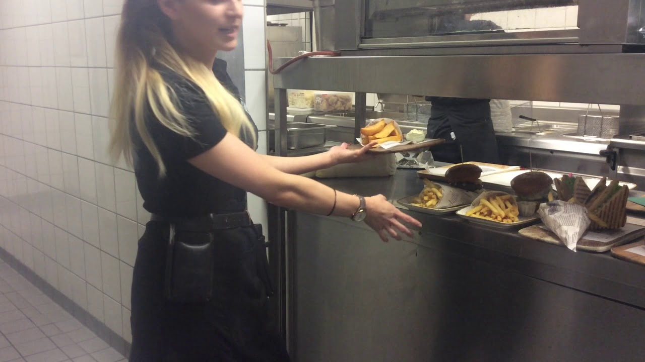 Carrying multiple plates