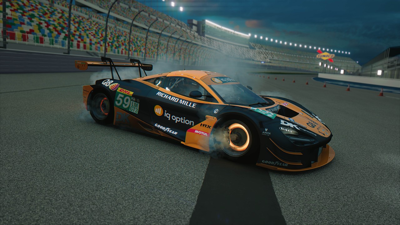 macca 72 evo v8 (McLaren 720S GT3 EVO) at Daytona