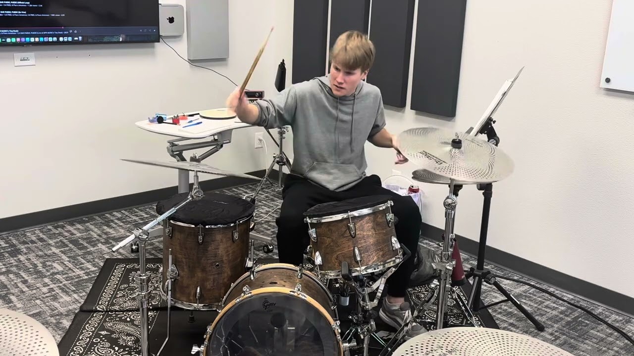 La que puede, puede /// Elliot Lien drums