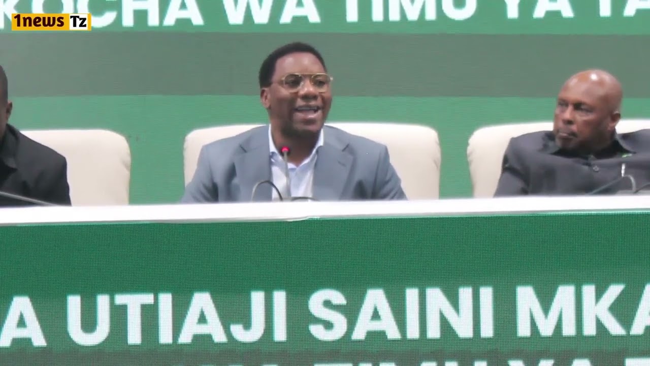 WAZIRI MAKONDA ALIVALIA NJUGA SWALA LA SIMBA SC NA MO JUU YAA  MFUMO WA MABADILIKO