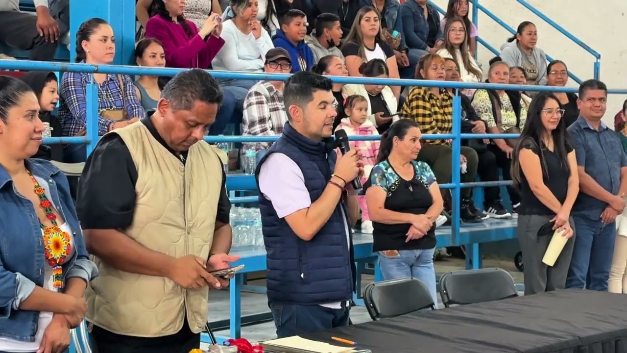 Colegio Cuauhtémoc gana concurso municipal de escoltas en Zacoalco 
