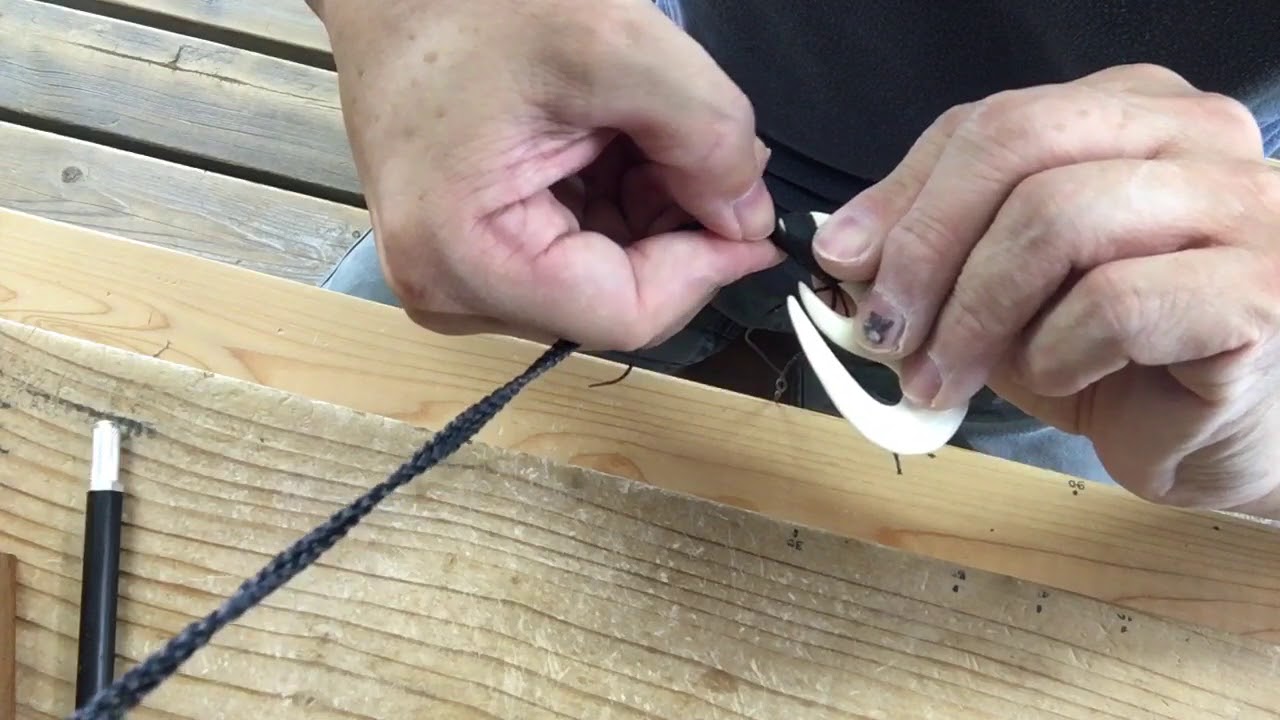 Lashing Hawaiian bonehook