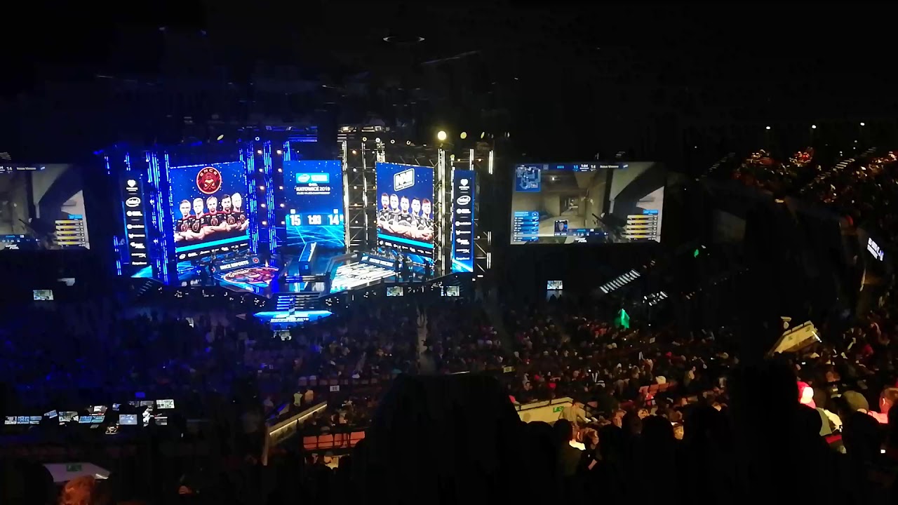 IEM KATOWICE 2019 | Semifinals :  ENCE vs NAVI  | Last round from the crowd