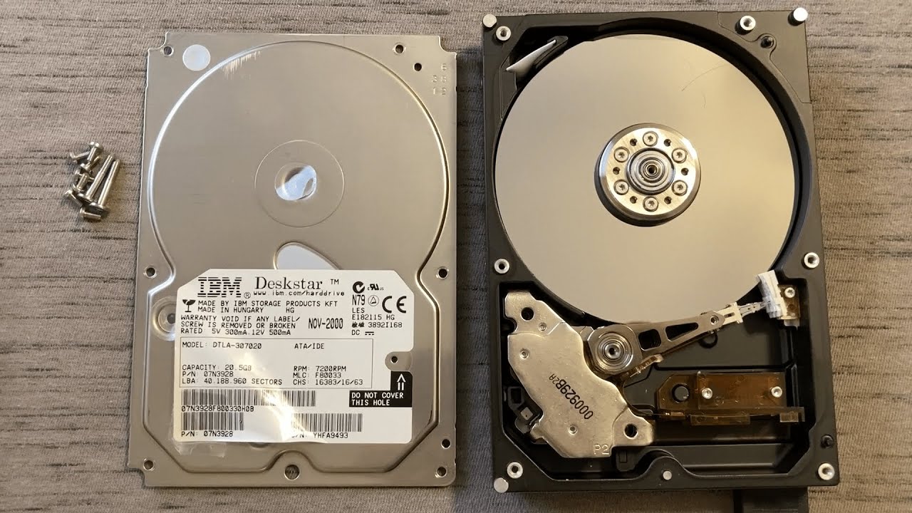 Failed IBM Deskstar DTLA-307020 & Internal View