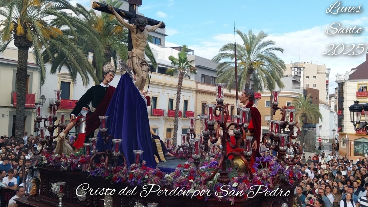 Cristo del Perdón por la Plaza de San Pedro | Lunes Santo Huelva 2025 (HD)