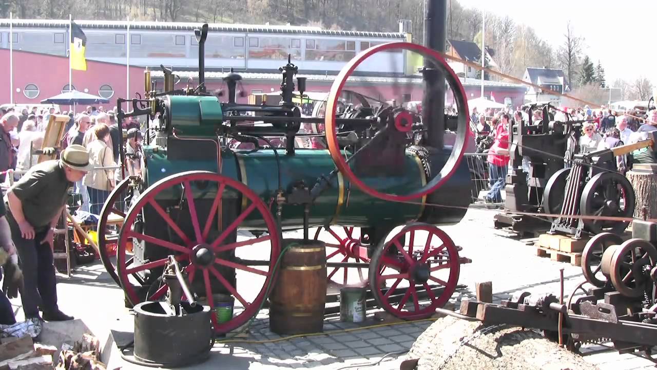 Lanz Dampfmaschine mit Generator und Schmiedehammer