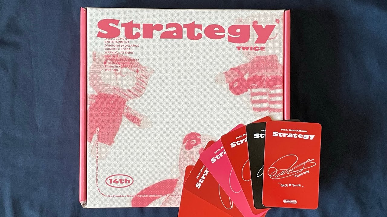 ASMR - Twice: Strategy (Whisper, Tapping, Cardboard Sounds, Page Flipping, Tracing) Kpop Unboxing