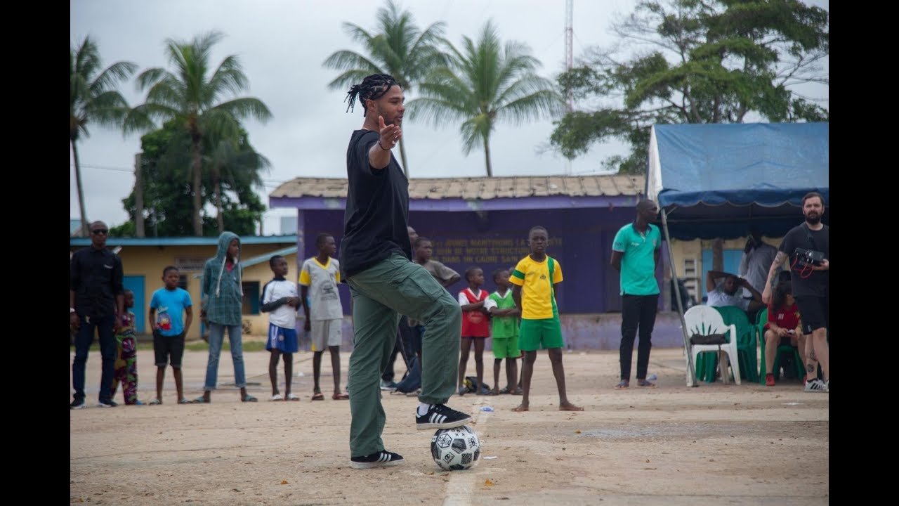 Serge Gnabry: The Two Worlds of Modern Football