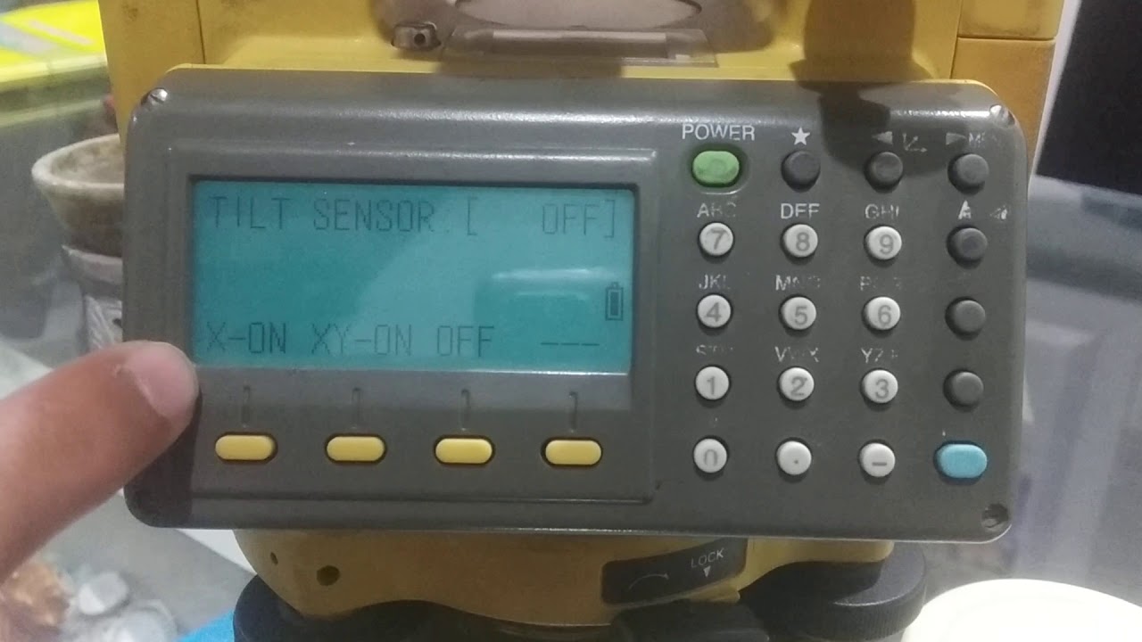 How to check tilt, compass and read angle in total station