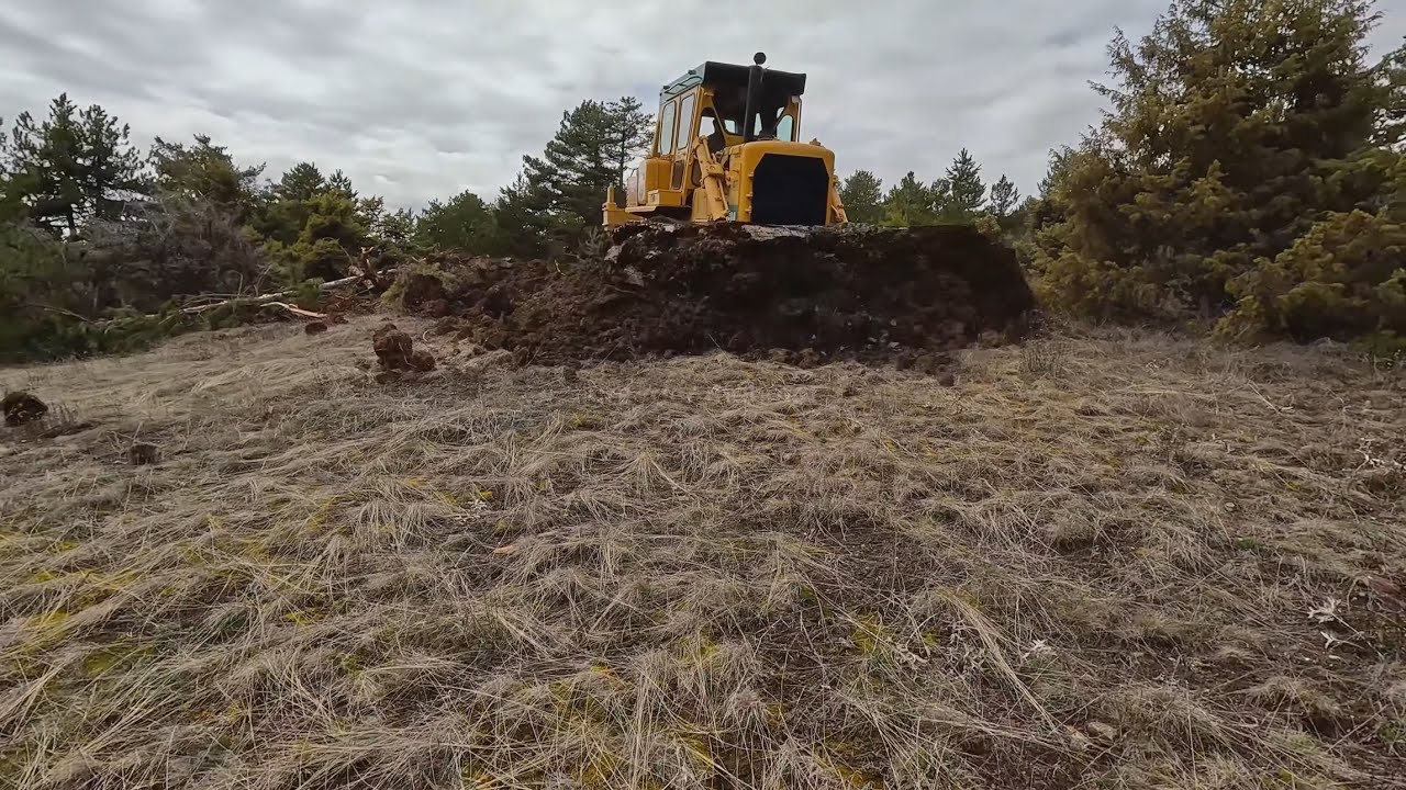 Строительство опасного бездорожья с помощью бульдозера Predatory Caterpillar D7g #bulldozer