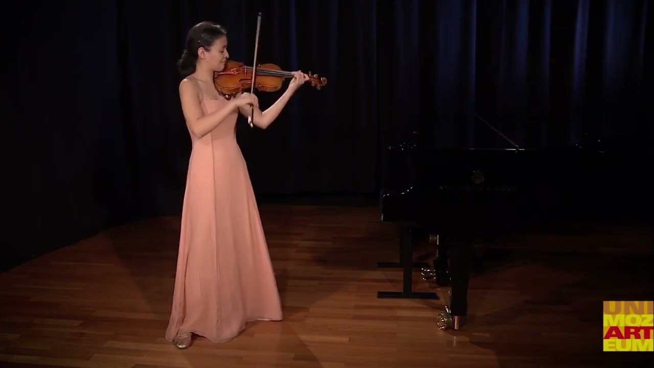 Yuki Serino (16) - J.S. Bach: Gigue from Partita no. 2 in D Minor, BWV 1004