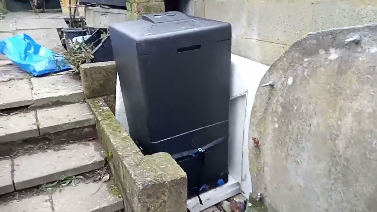 HOTBIN Compost Bin Review, Quick and easy to get going in temperature over 32F 0C