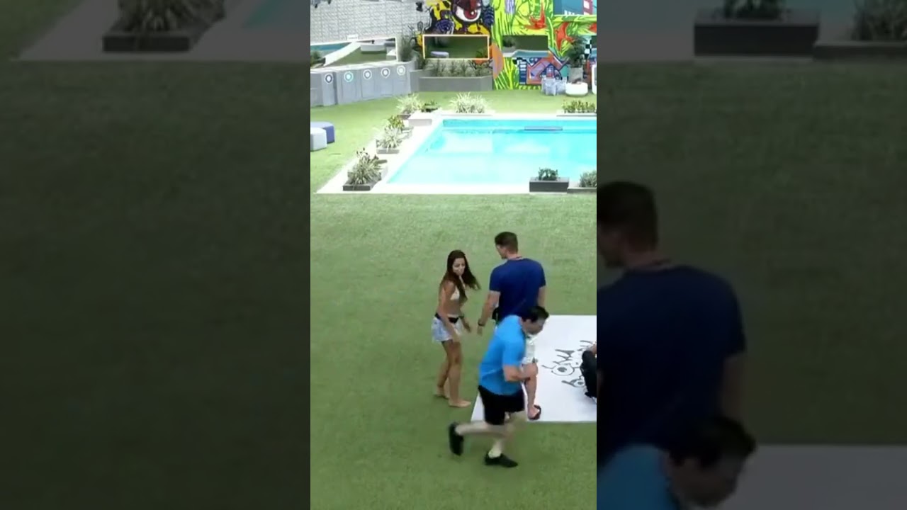 GUSTAVO DA UMA ENCAIXADA EM KEY. 