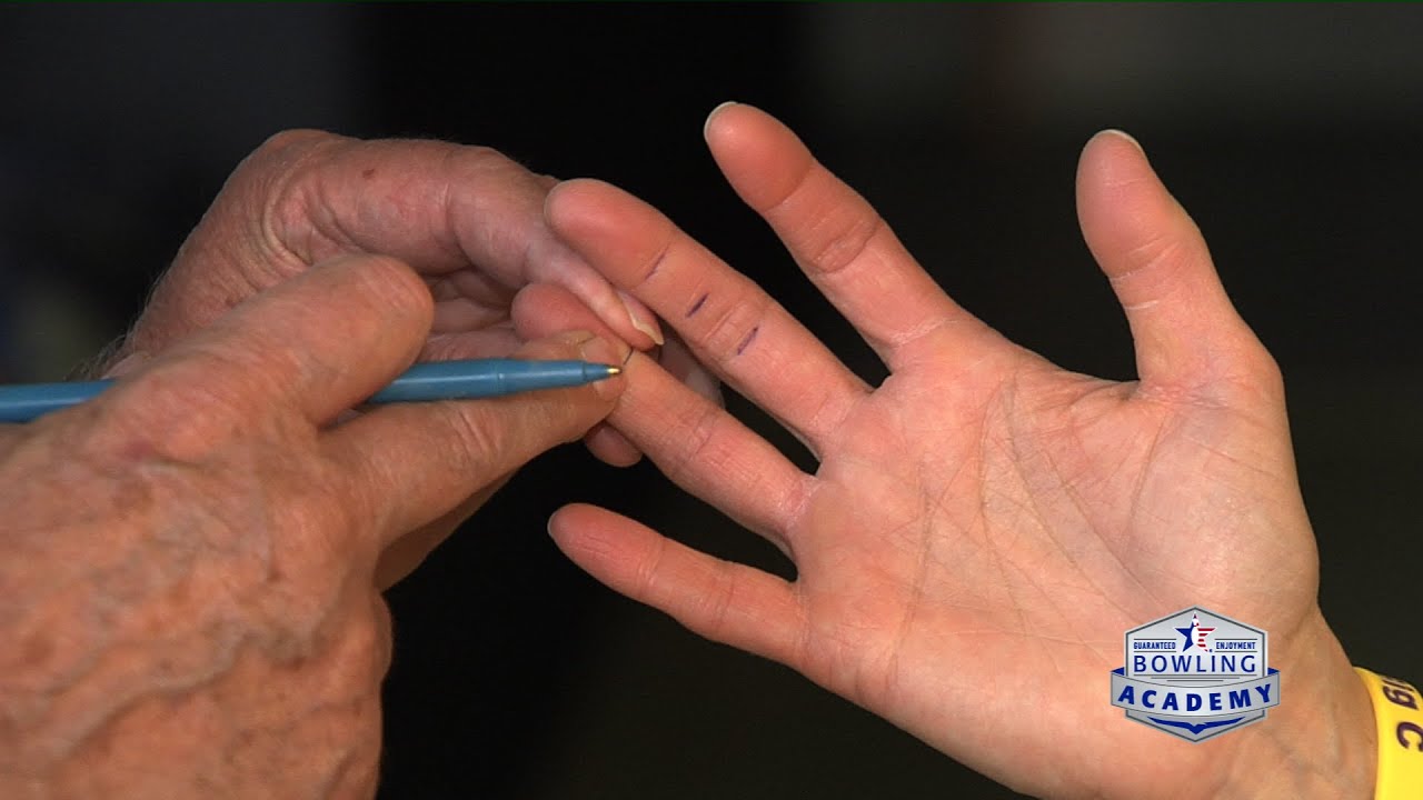 Bowling Tips: Relaxed Bowling Grip Pressure  |  USBC Bowling Academy