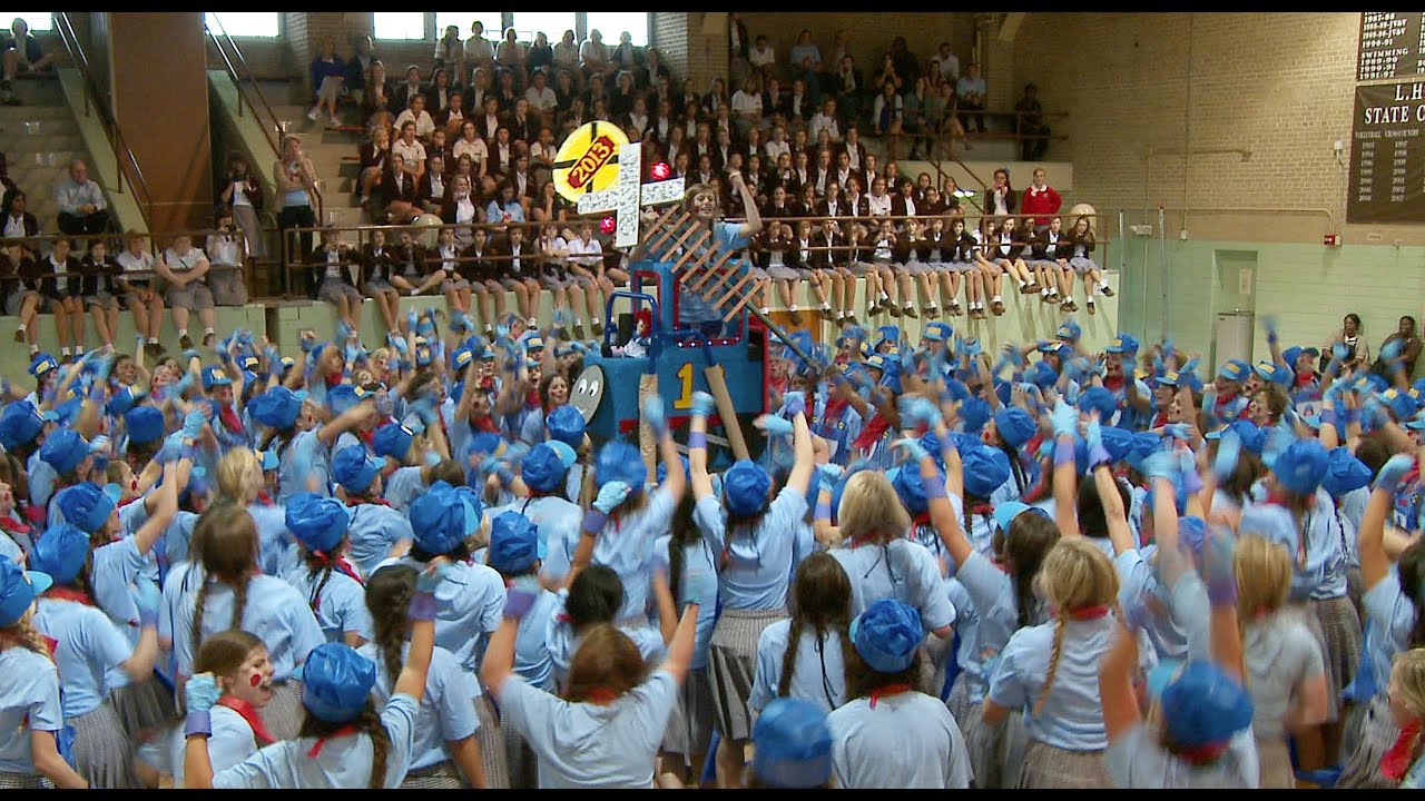 Mount Carmel Academy /Spirit Day / Senior Ragdolls Class of 2013