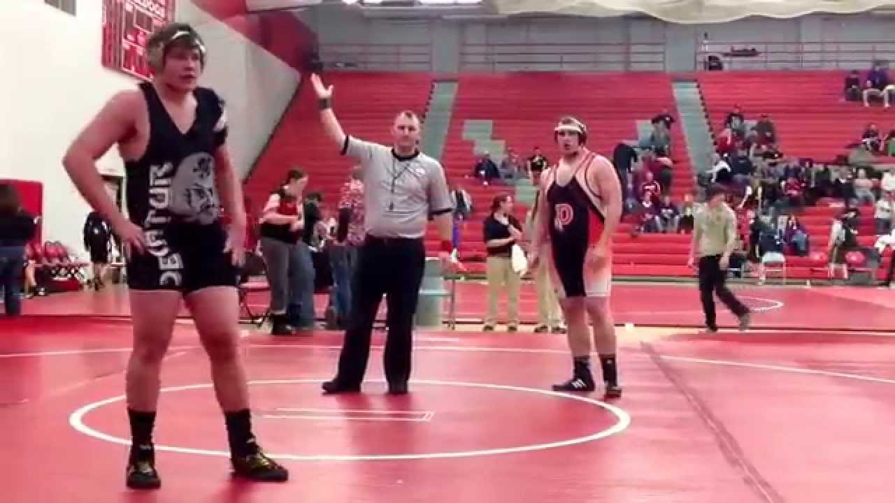 Austin Kennedy of Decatur V Tristan Howard of Dowagiac