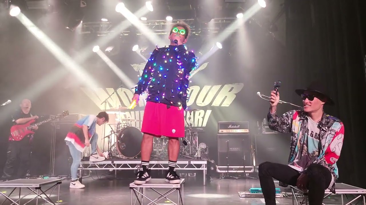 FLOW - WORLD TOUR LONDON - Member Introduction (IWASAKI, GOT'S, TAKE, KOHSHI, KEIGO)