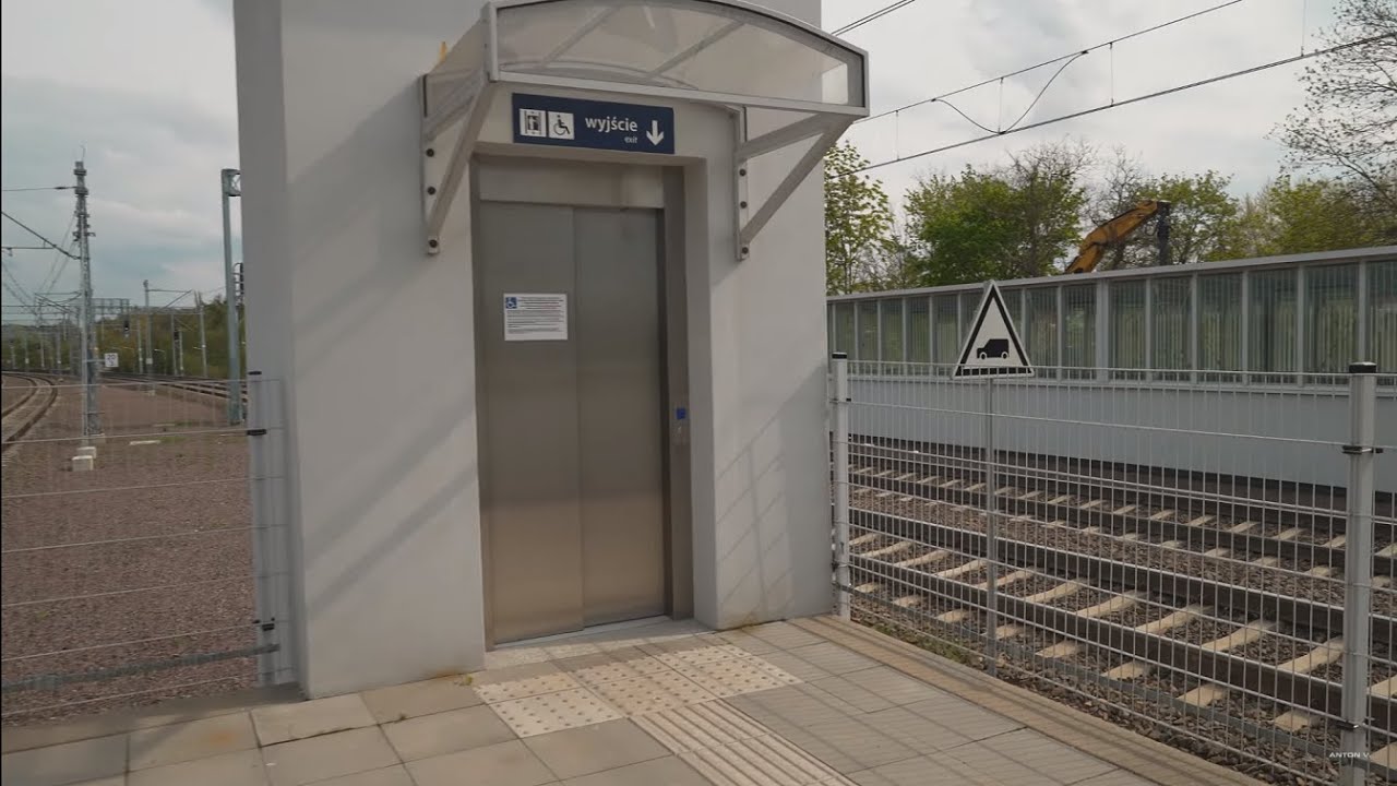 Poland, Poznań, Kiekrz railway station, OTIS elevator