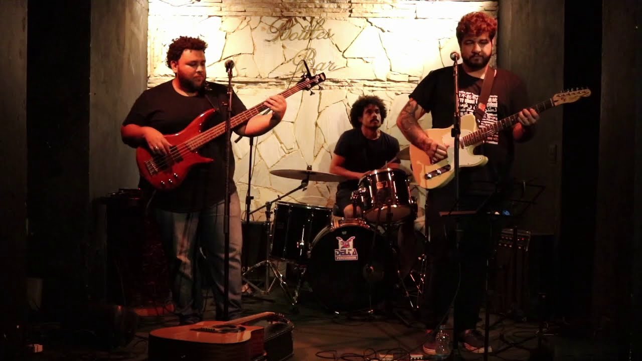 77 Rota&ccedil;&otilde;es - Dois Planetas (ao Vivo no Beco das Garrafas)