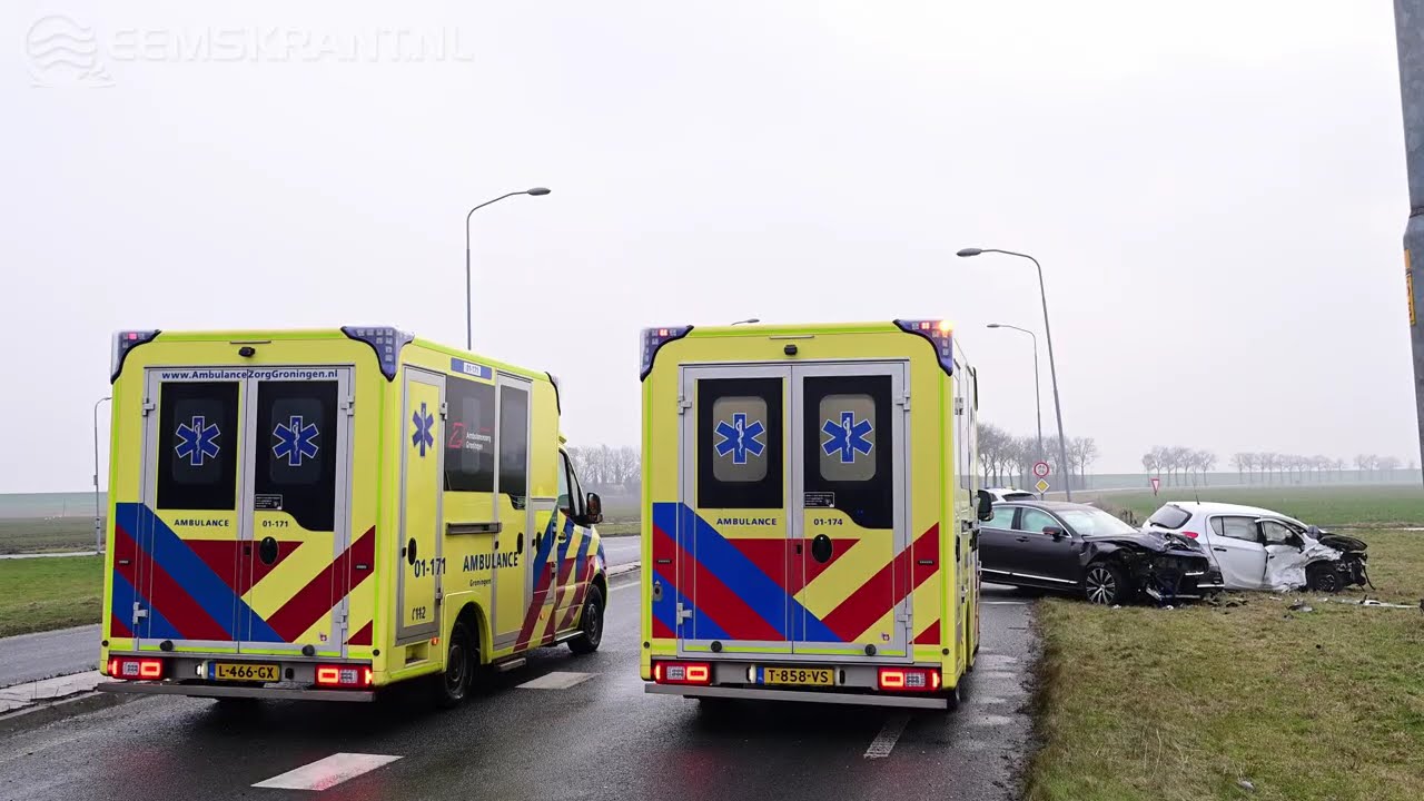 Forse schade en gewonde na verkeersongeval op kruising bij Holwierde