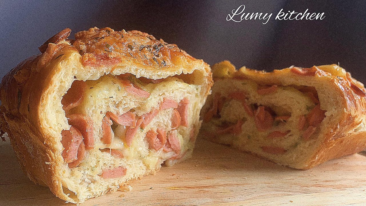 Sausage Cheese bread | Bánh mỳ xúc xích phô mai ngon khó cưỡng