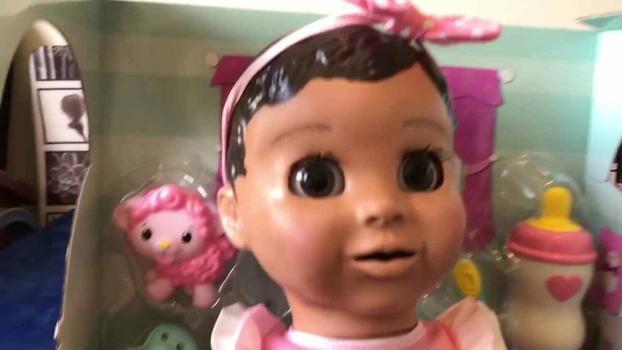 2017 Original Luvabella Doll Unboxing, functions, changing, and outing! New Cool toy!