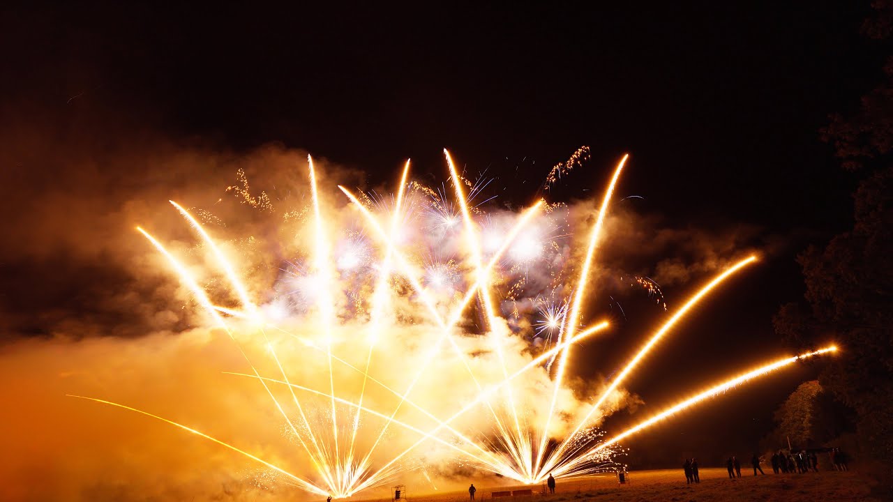 Buxted Bonfire Fireworks 2024