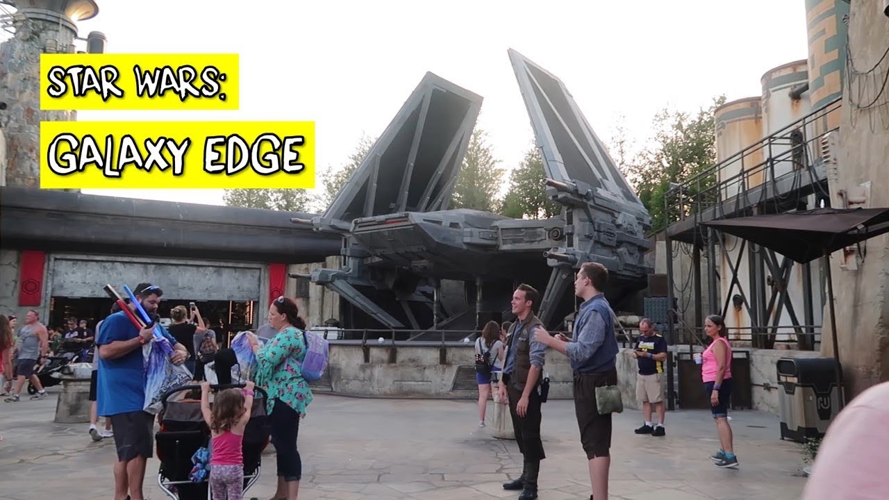 STAR WARS: GALAXY EDGE + Millennium Falcon + Huracán Dorian